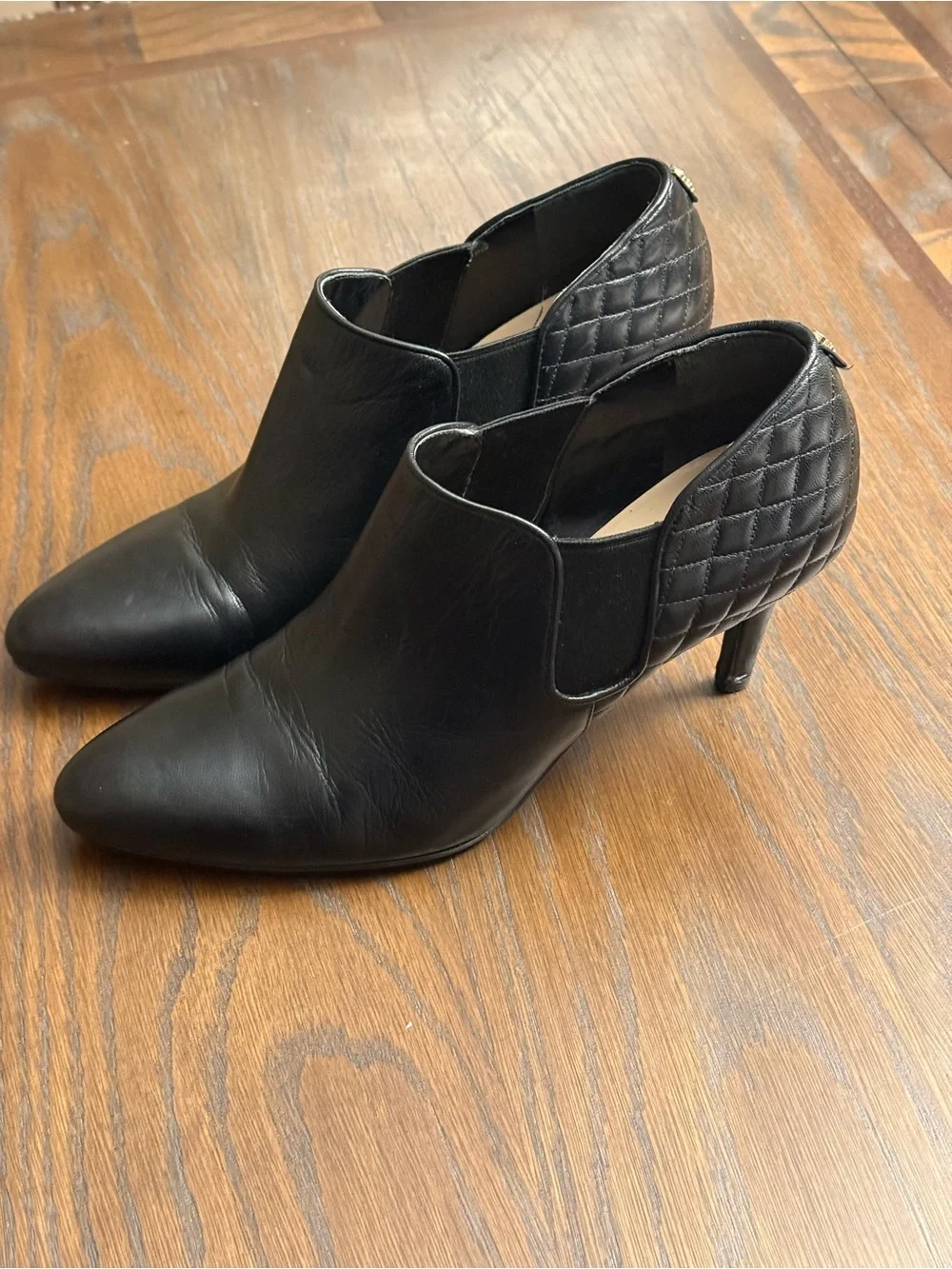 Cole Haan Maxfield Shootie Quilted Black Leather Ankle Boot Heels Size 10